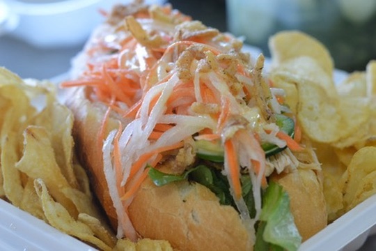 Big Island Smokehouse banh mi sandwich with pickled daikon, carrots, jalapeno and smoked meat, Hilo Hawaii